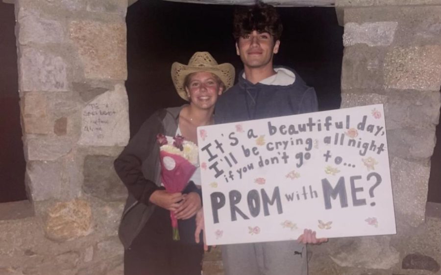 Promposals+have+become+a+staple+of+the+high+school+experience.+Mallory+Tomkalski+and+Ryan+Ponte%2C+juniors+at+NHS+were+just+one+of+the+many+couples+to+participate+in+these+promposals.+Ponte+met+Tomkalski+at+the+top+of+a+tower+in+Morris+with+a+poster+he+made+for+her.
