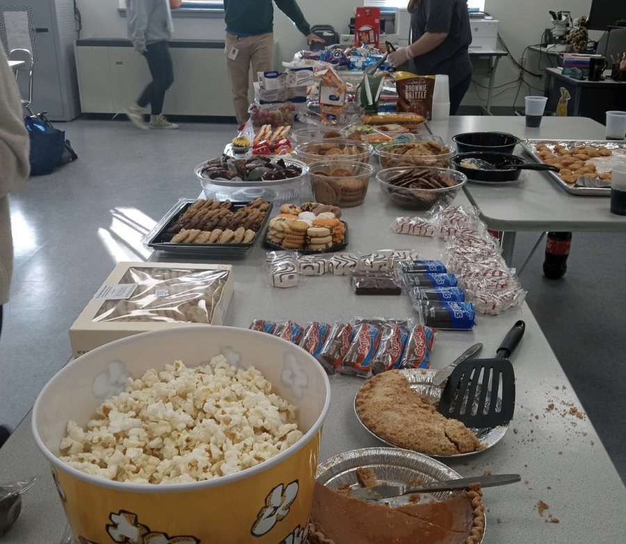 Students provided an array of desserts for the inaugural Friendsgiving FFA event. 