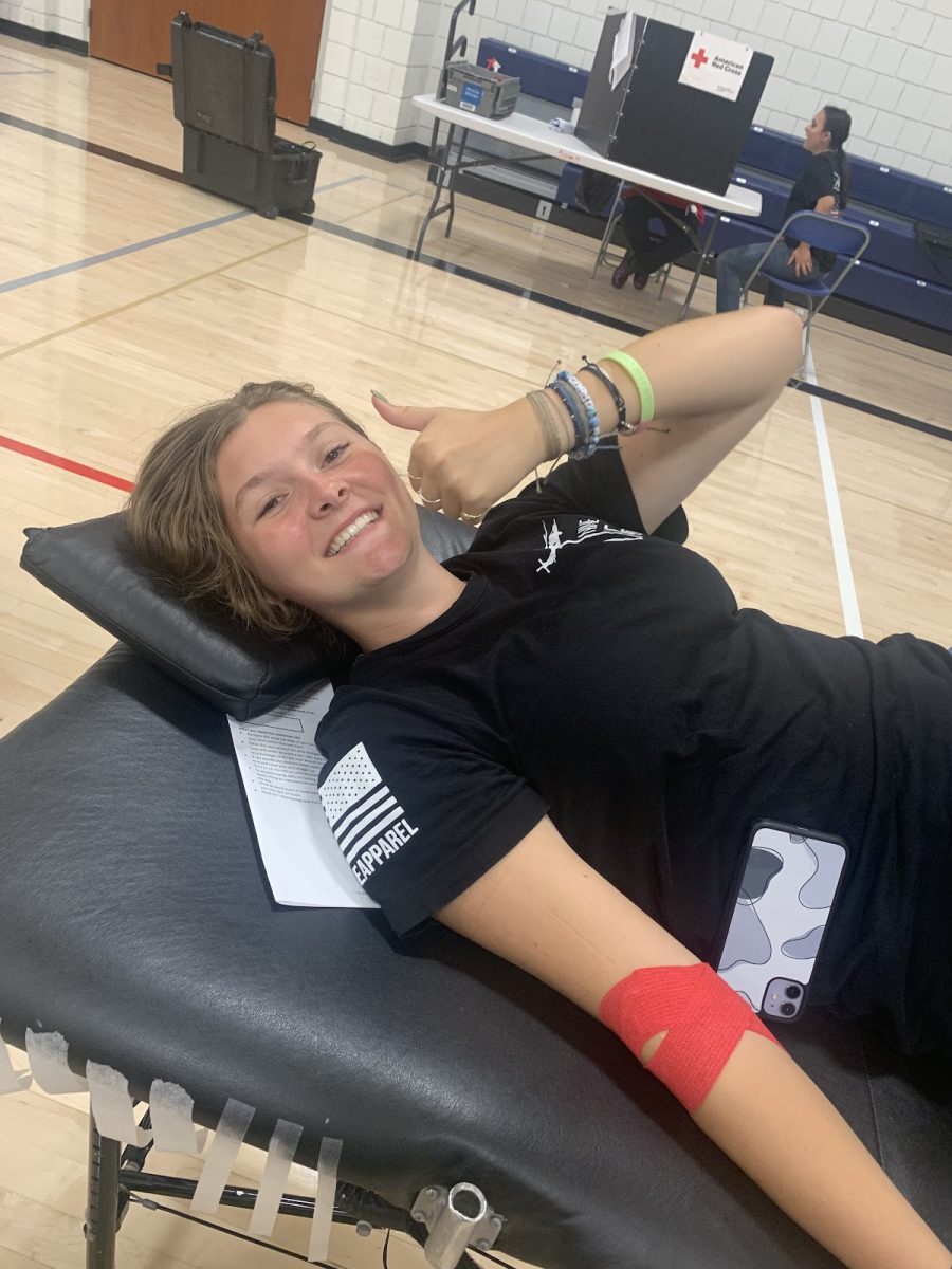 Kyleigh+Paige+poses+while+finishing+up+her+blood+donation.%0A