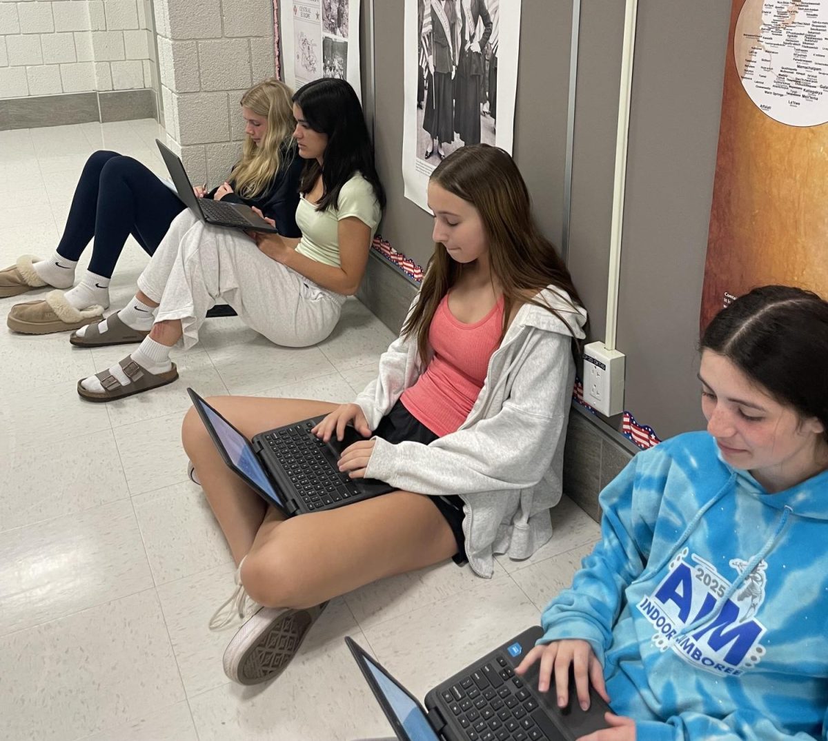 This year many students feel the rising pressure of finals week. Many freshmen feel like “finals week is coming very quickly,” said freshman Anna Walkup.