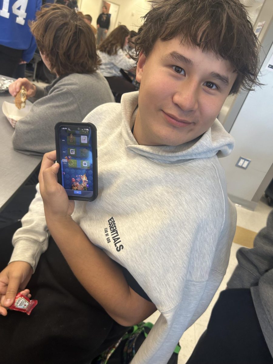 Senior Jonathan Cheung shows off his trophy amount. He is currently on a negative tilt, since he has lost trophies in his last 2 games.
