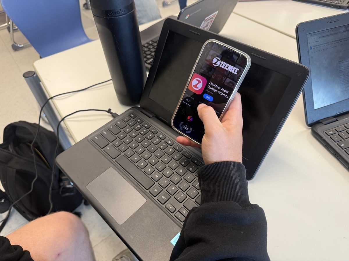 When seniors try to find a roommate for their freshman year at college, many use apps and other social media platforms to find the “perfect roommate” for them. Apps like ZeeMee are able to connect with peers and find roommates at over 3,000 different universities.